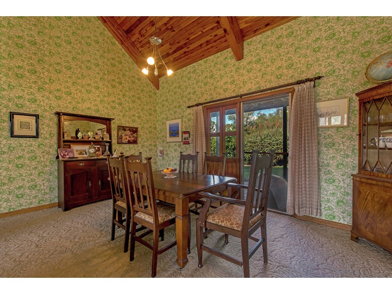 20 Barker Street, Goombungee QLD 4354