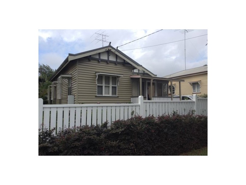 31 Cavell Street, East Toowoomba QLD 4350