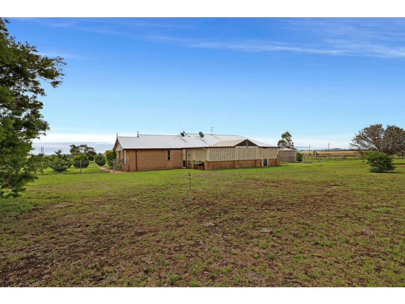 52 Hartvigsen Street, Wyreema QLD 4352