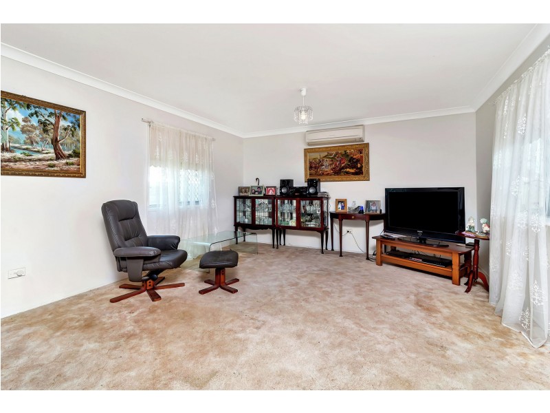 15 Peters Street, Goombungee QLD 4354