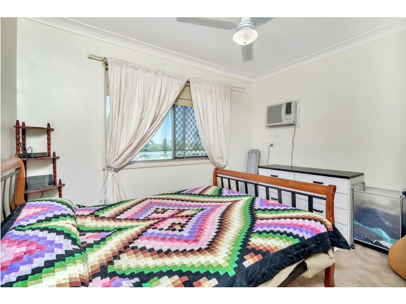 15 Peters Street, Goombungee QLD 4354