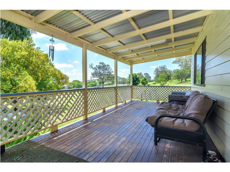 22 Kingsthorpe Haden Road, Kingsthorpe QLD 4400