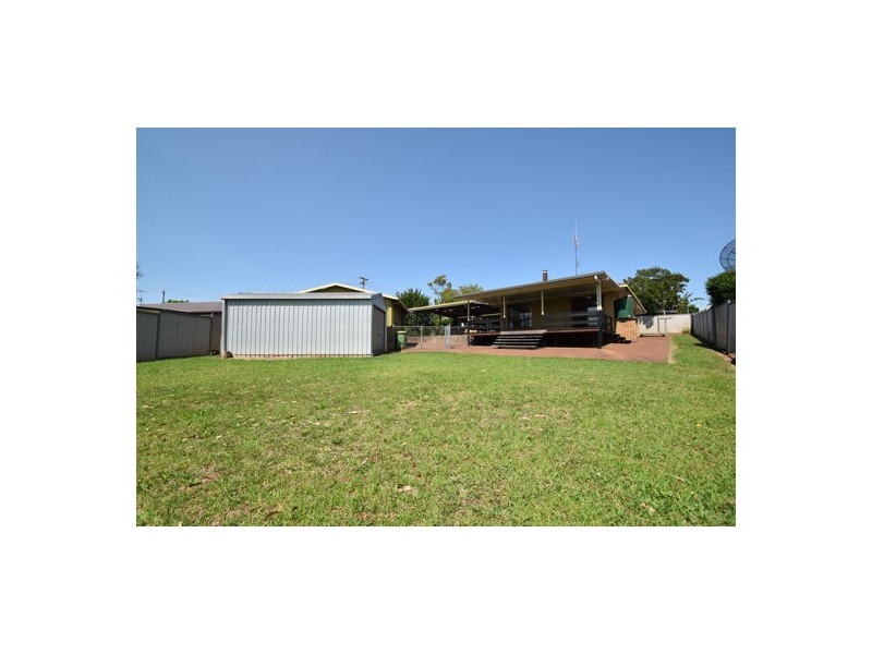 6 Richards Court, Kearneys Spring QLD 4350
