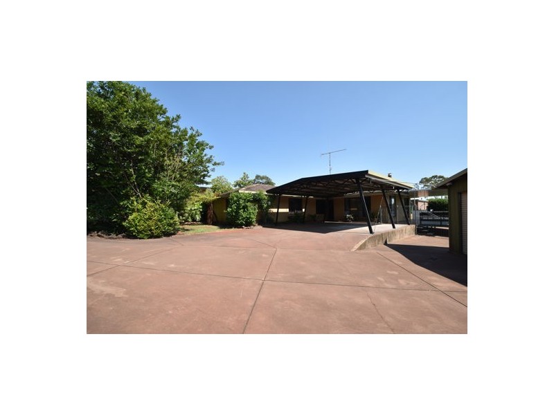6 Richards Court, Kearneys Spring QLD 4350