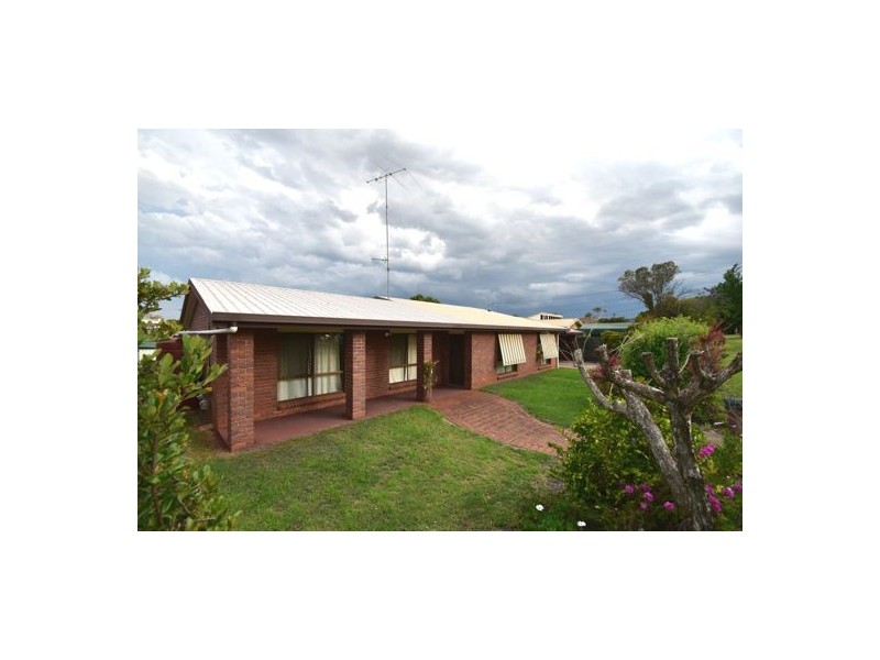 4 Rutkin Street, Kearneys Spring QLD 4350