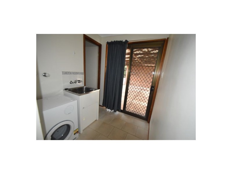 4 Rutkin Street, Kearneys Spring QLD 4350