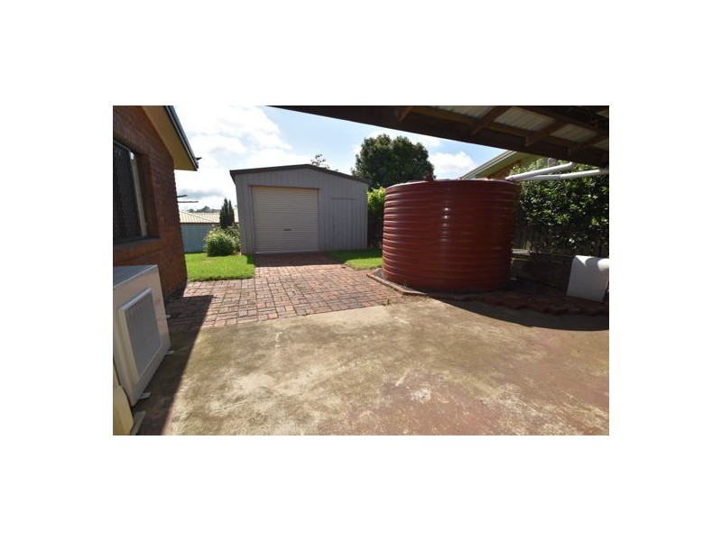 4 Rutkin Street, Kearneys Spring QLD 4350