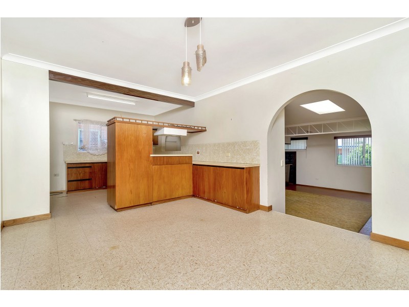 41 Butt Street, Harristown QLD 4350