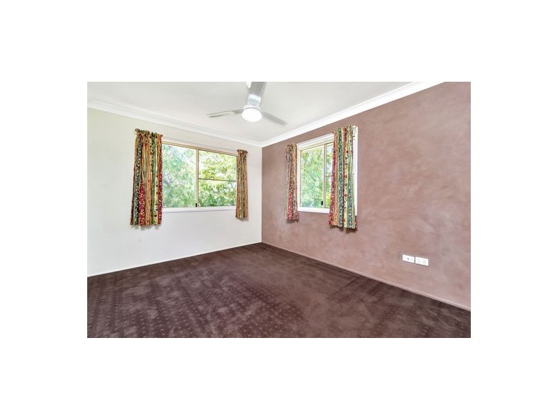 5 Station Street, Wyreema QLD 4352