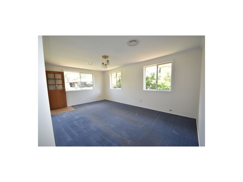 11 Regent Street, Darling Heights QLD 4350