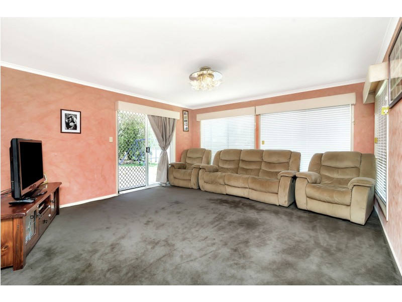 4 Hanna Court, Westbrook QLD 4350