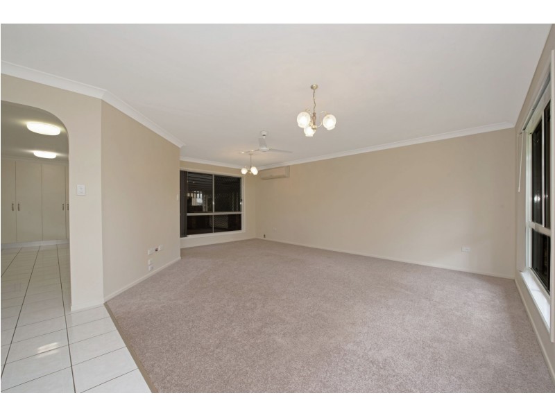 31 Station Street, Wyreema QLD 4352