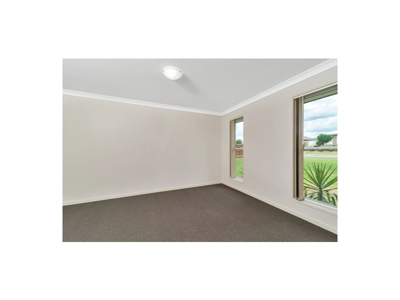 3 Gwenda Drive, Westbrook QLD 4350