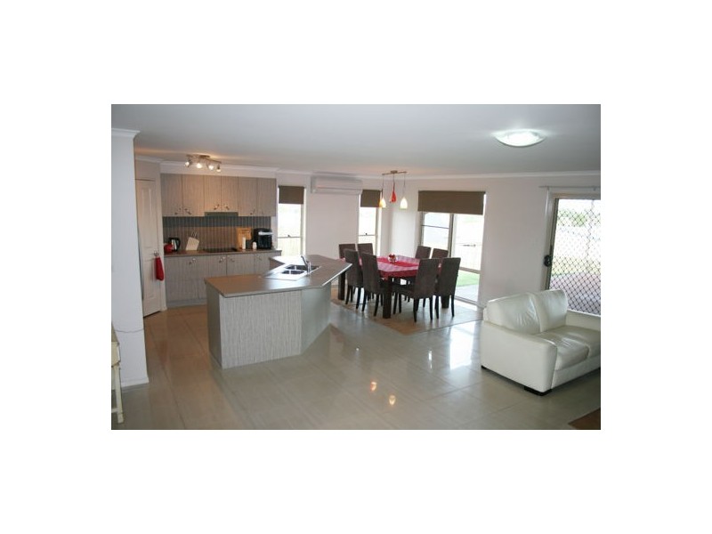 32 Whitman Street, Westbrook QLD 4350