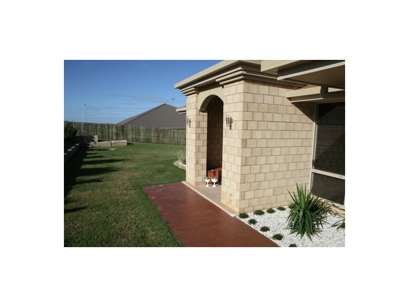 32 Whitman Street, Westbrook QLD 4350