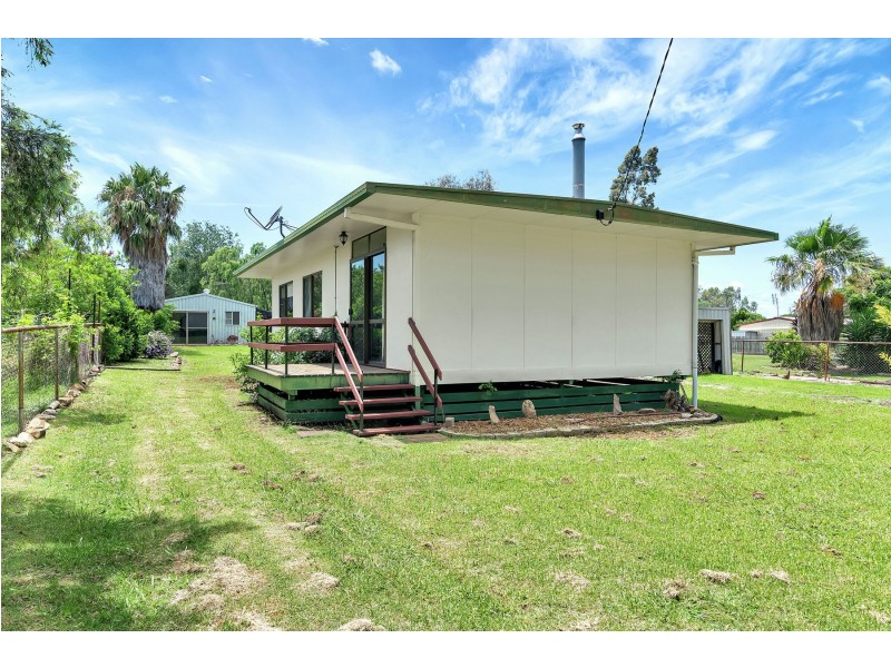28 East Street, Kingsthorpe QLD 4400