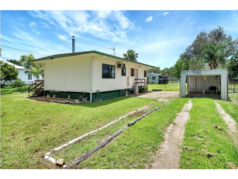 28 East Street, Kingsthorpe QLD 4400