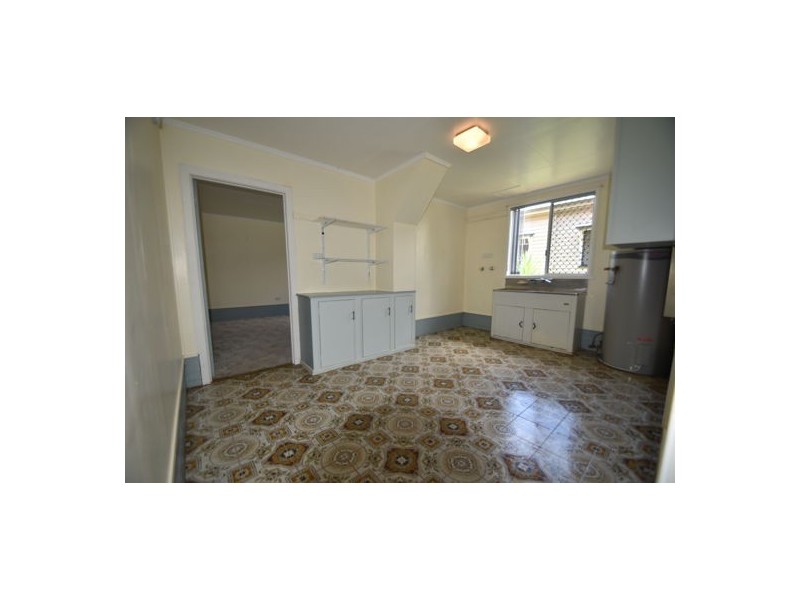 56 Buckland Street, Harristown QLD 4350
