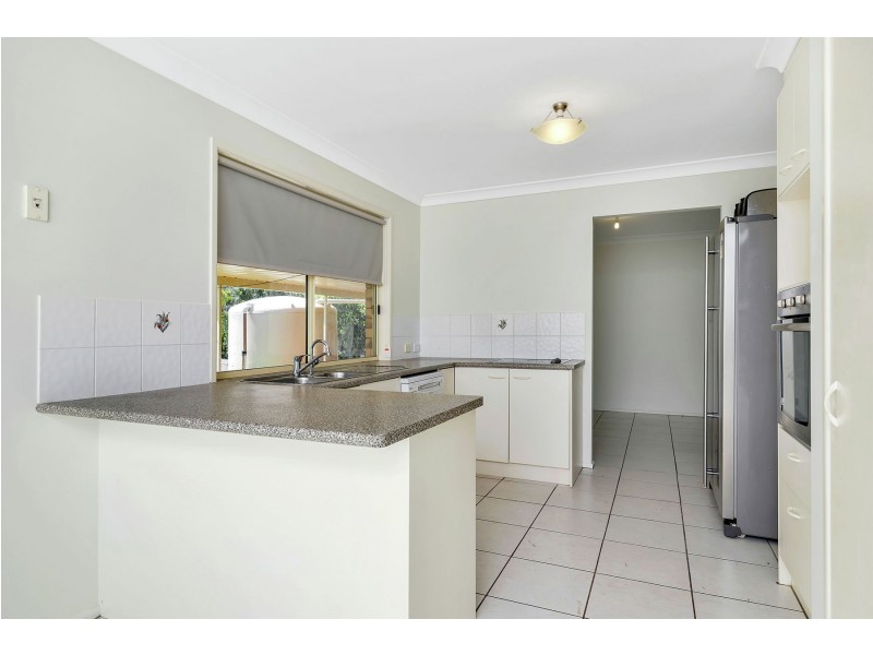 9 Mansel Drive, Gowrie Junction QLD 4352