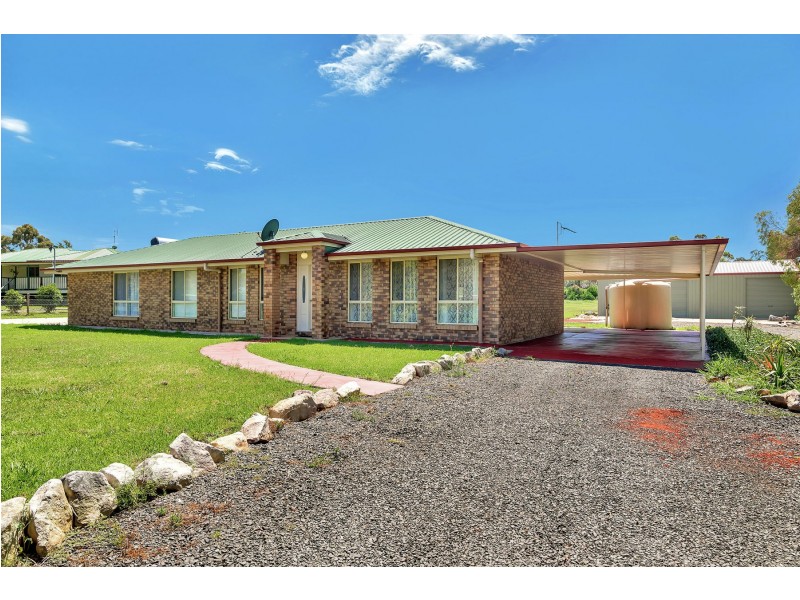 9 Mansel Drive, Gowrie Junction QLD 4352