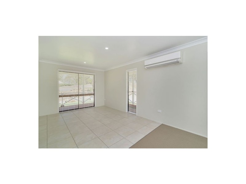 14 Vayro Road, Blue Mountain Heights QLD 4350