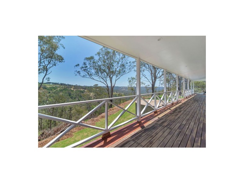 14 Vayro Road, Blue Mountain Heights QLD 4350