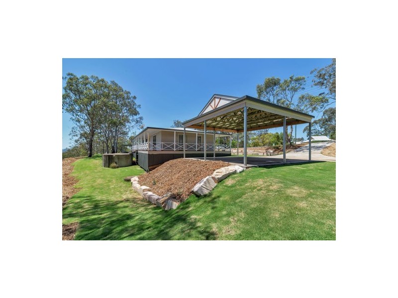 14 Vayro Road, Blue Mountain Heights QLD 4350