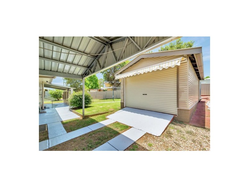 14 Teesdale Avenue, Newtown QLD 4350