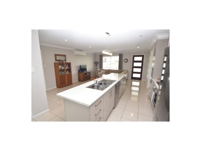 48 Bennett Street, Kleinton QLD 4352