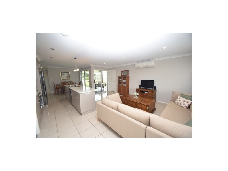 48 Bennett Street, Kleinton QLD 4352