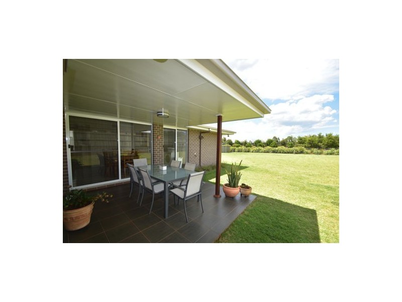 48 Bennett Street, Kleinton QLD 4352