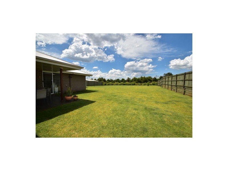 48 Bennett Street, Kleinton QLD 4352