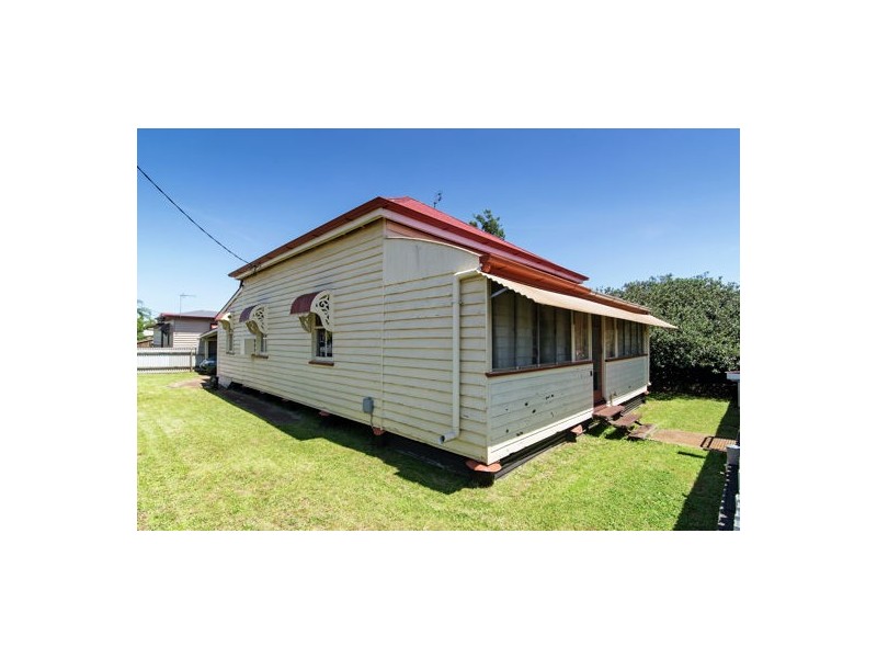 17 Phillip Street, East Toowoomba QLD 4350