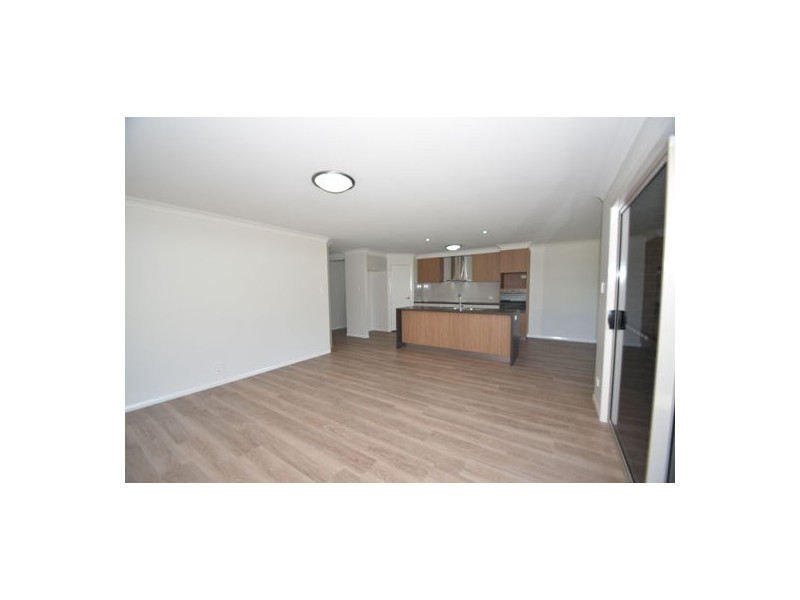 75 Kalimna Drive, Kleinton QLD 4352