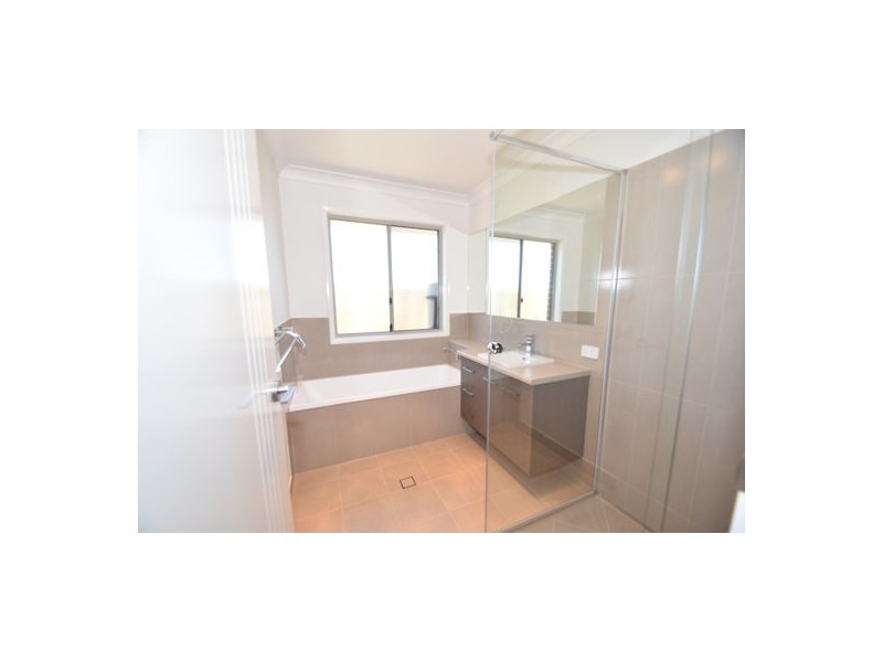 75 Kalimna Drive, Kleinton QLD 4352