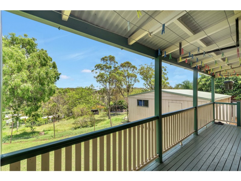 11 Tower Crescent, Gowrie Junction QLD 4352