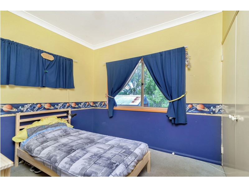 11 Tower Crescent, Gowrie Junction QLD 4352