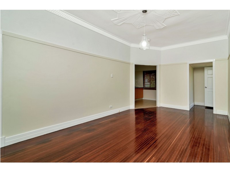 31 Donely Street, Oakey QLD 4401