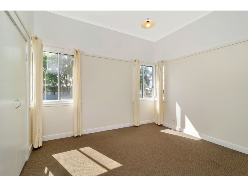 31 Donely Street, Oakey QLD 4401