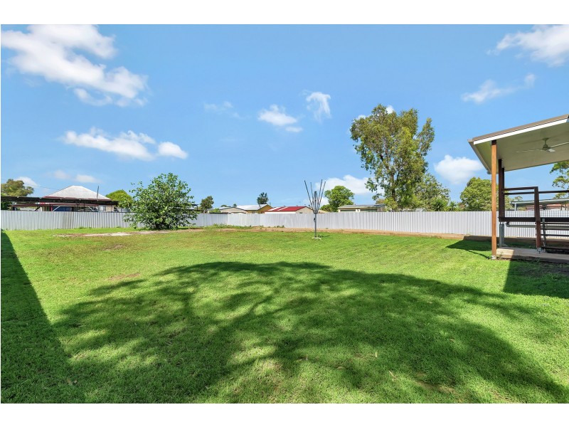 31 Donely Street, Oakey QLD 4401