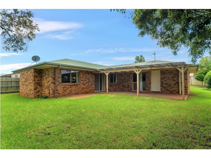 43 Strathconan Drive, Glenvale QLD 4350