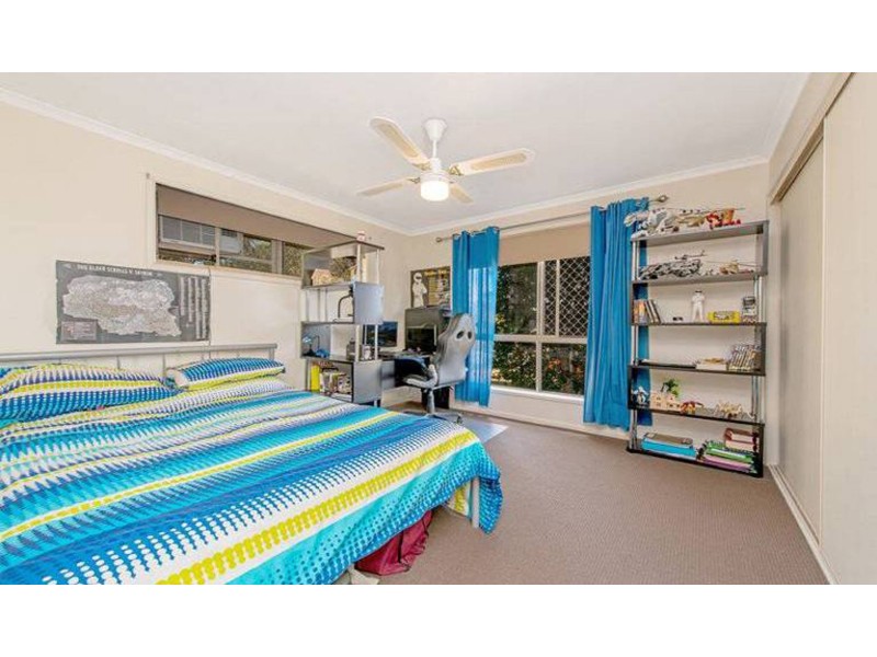 5 Hanna Court, Westbrook QLD 4350