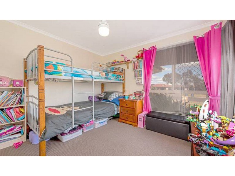 5 Hanna Court, Westbrook QLD 4350