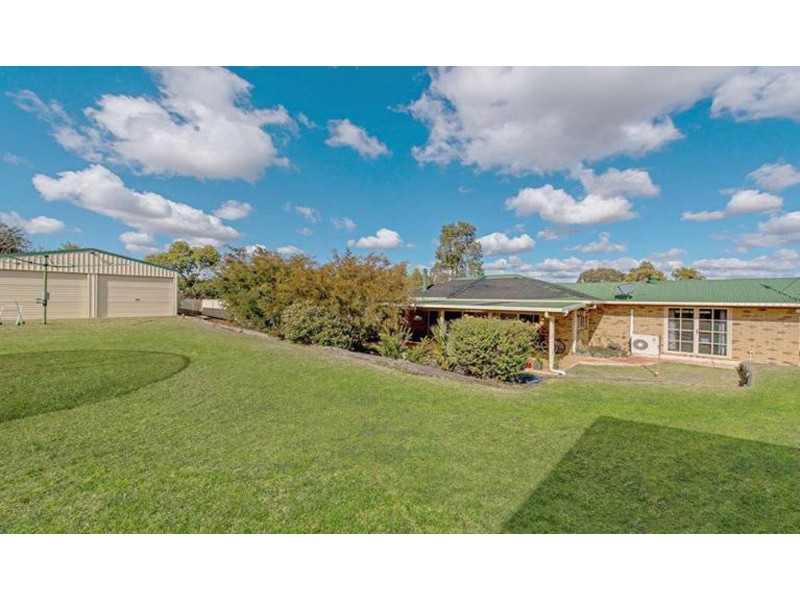 5 Hanna Court, Westbrook QLD 4350