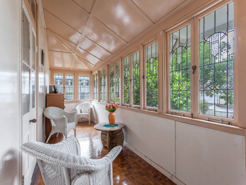 71 Bridge Street, Mount Lofty QLD 4350