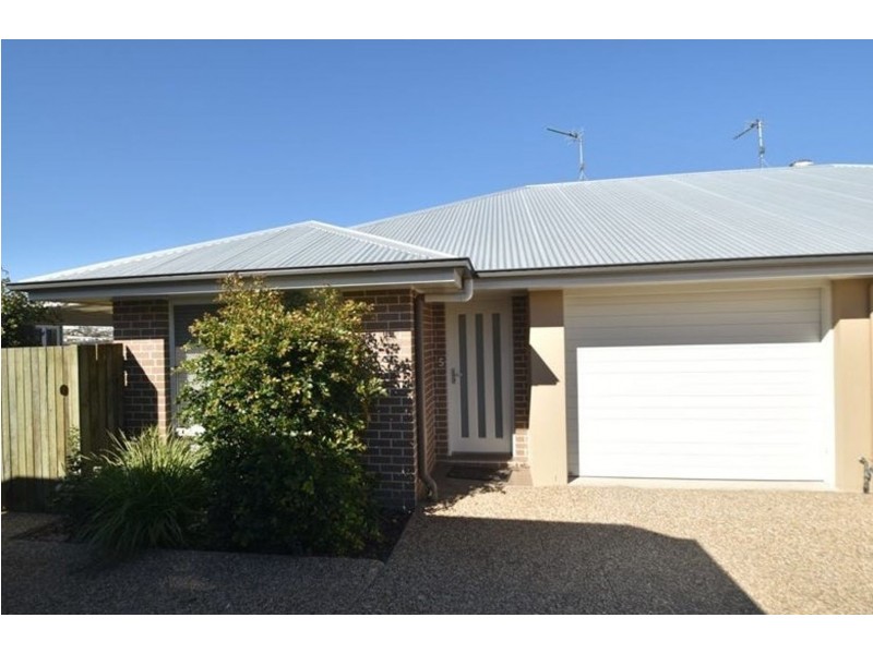 5/4 Alistair Street, Glenvale QLD 4350