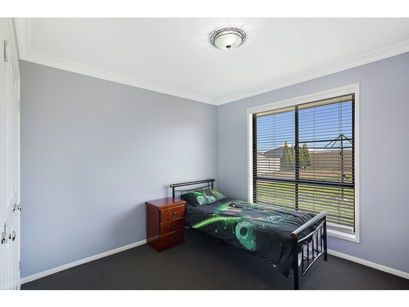 20 Sommariva Street, Westbrook QLD 4350