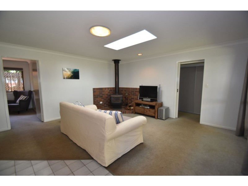 40 Wiemers Crescent, Centenary Heights QLD 4350