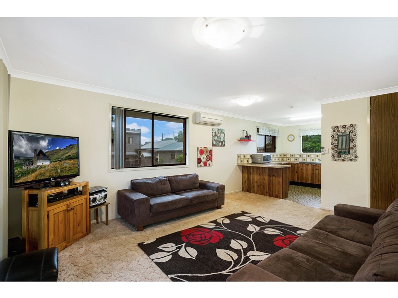2/29 Coates Street, Kearneys Spring QLD 4350