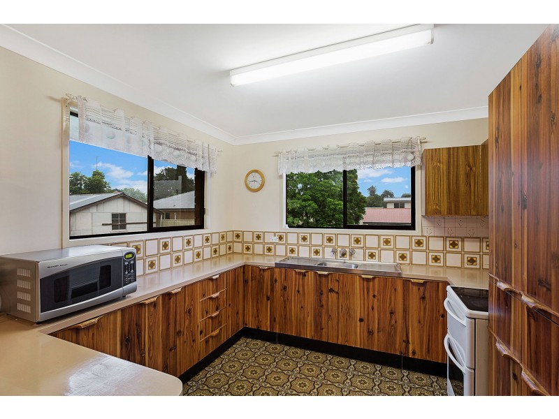 2/29 Coates Street, Kearneys Spring QLD 4350